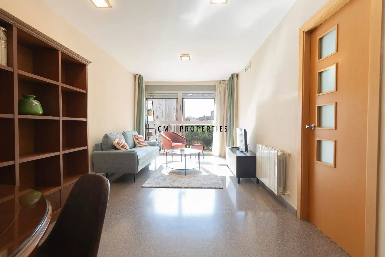 Außenansicht von Wohnung zur Miete in Valencia mit Klimaanlage, Heizung und Möbliert