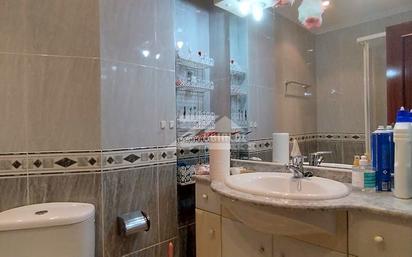 Bathroom of Flat for sale in Barakaldo   with Terrace