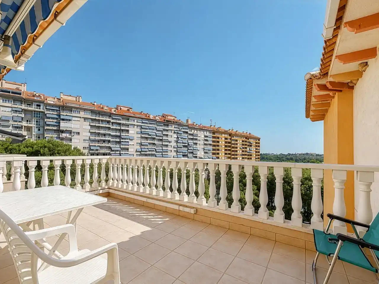 Terraza de Piso en venta en Orihuela con Aire acondicionado, Piscina y Balcón