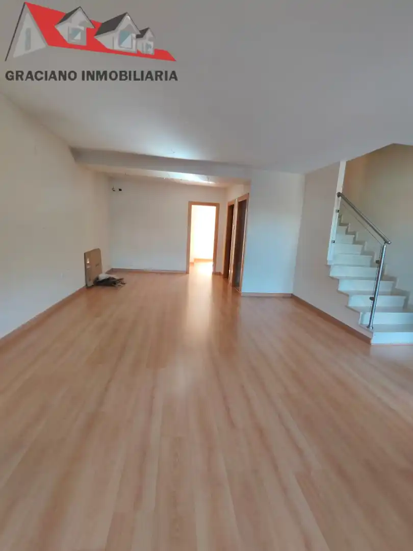 Adossat amb terrassa en venda a Facultad de Medicina, imagen 5