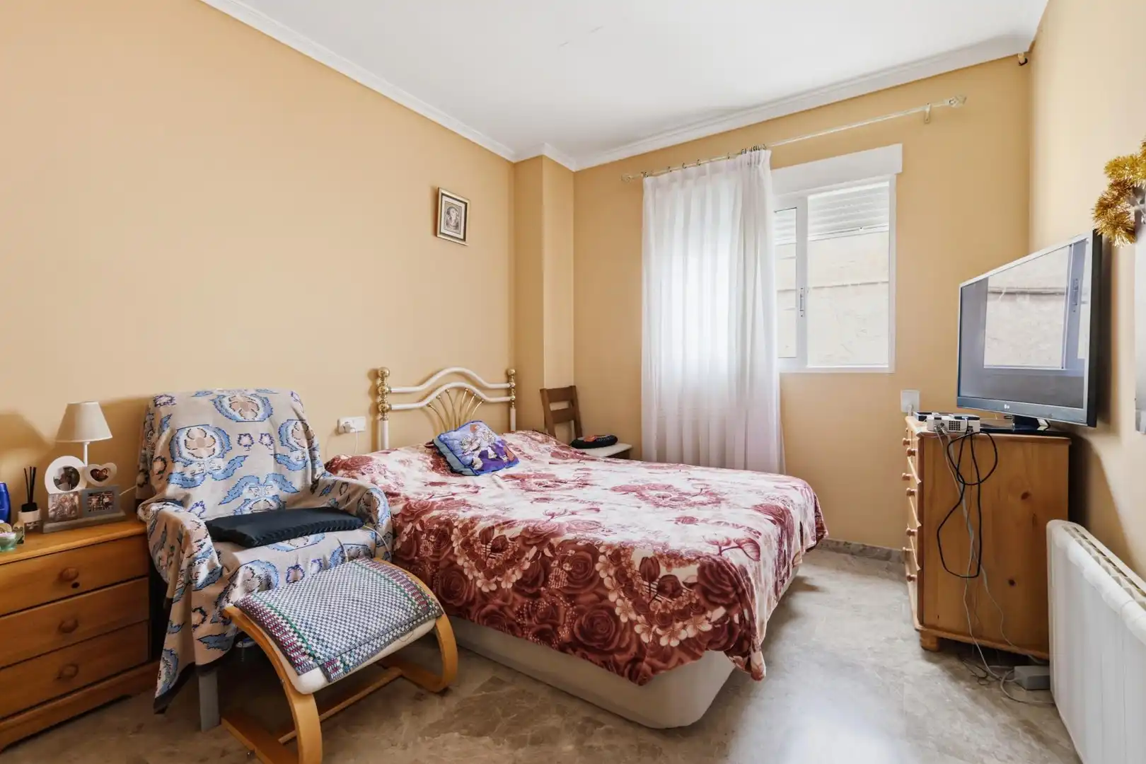Bedroom of Detached homes for sale in Godella  with Air Conditioner, Terrace and Furnished