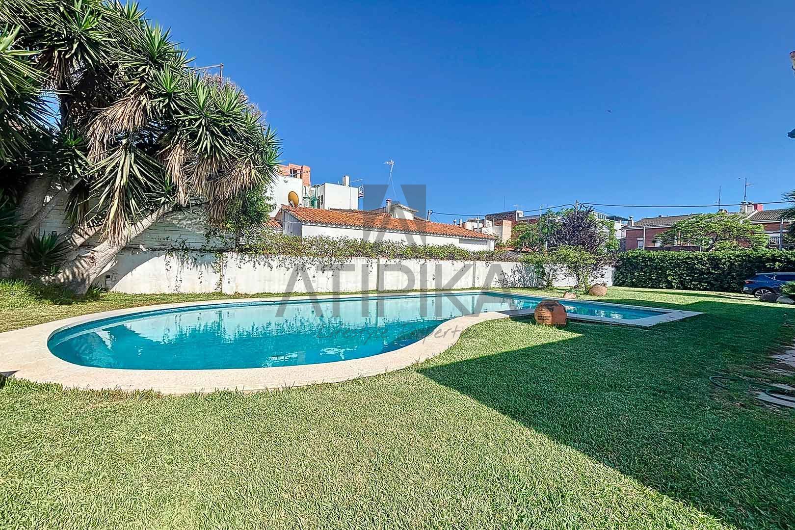 Jardín de Casa o chalet en venta en Castelldefels con Aire acondicionado, Parquet y Trastero