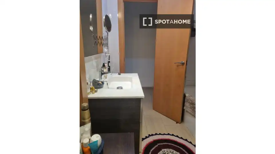 Bathroom of Flat for share in Vilassar de Mar  with Air Conditioner, Heating and Furnished