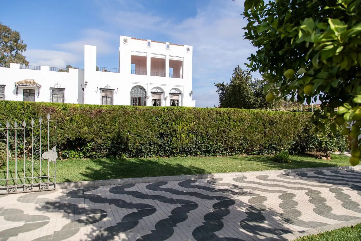 Exterior view of Houses for sale in Córdoba  with Air Conditioner, Private garden and Terrace