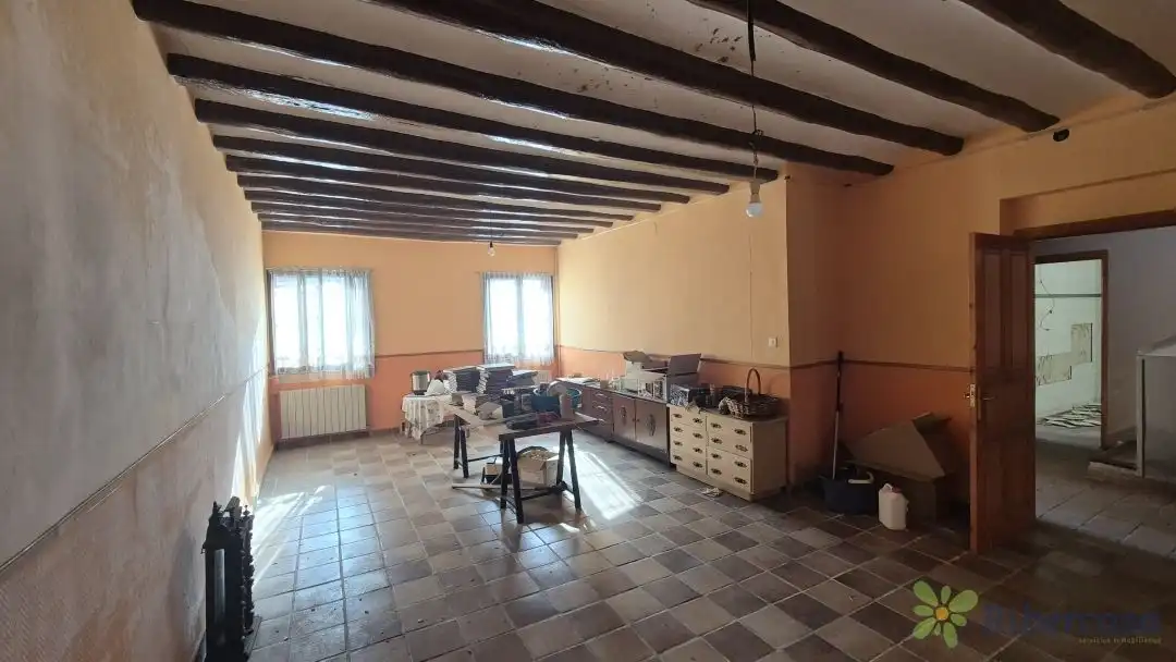 Cocina de Casa o chalet en venta en Cervera del Río Alhama con Calefacción, Jardín privado y Terraza