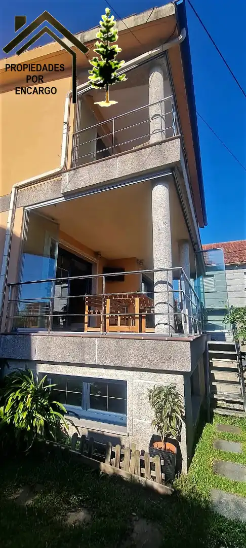 Chalet con piscina en venta en Moaña