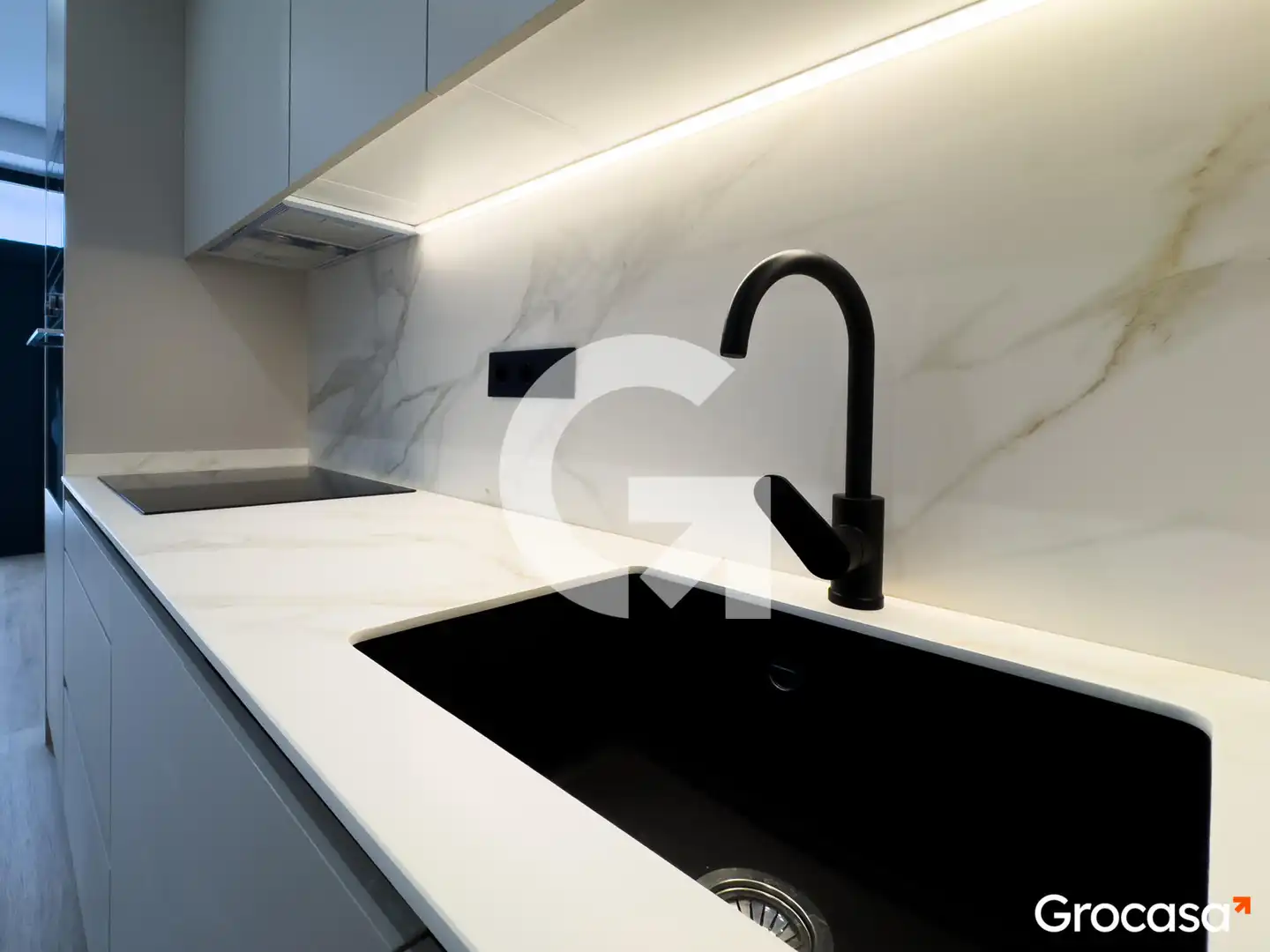 Cocina de Piso en venta en Barcelona con Aire acondicionado, Calefacción y Horno