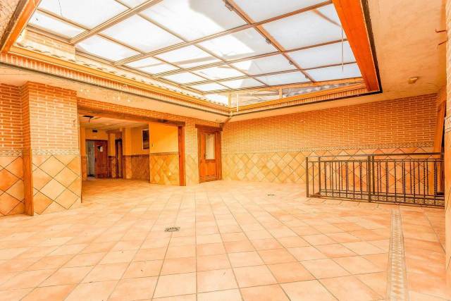 Edificio en Venta en Navalafuente