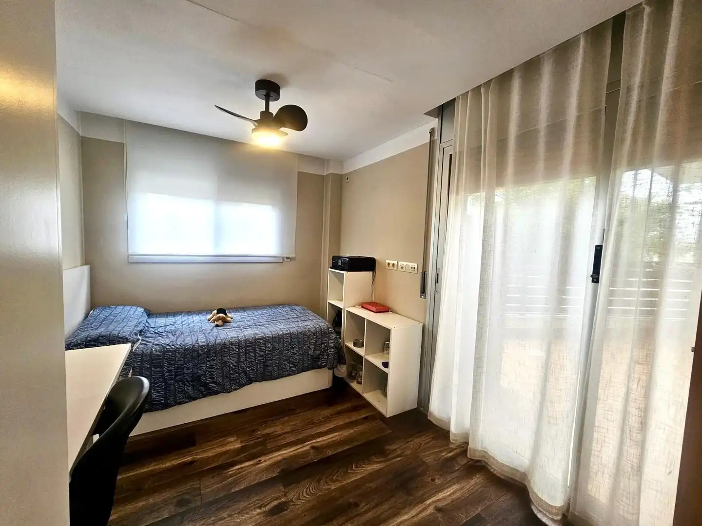 Schlafzimmer von Wohnung zum Verkauf in La Ràpita mit Klimaanlage, Heizung und Privatgarten