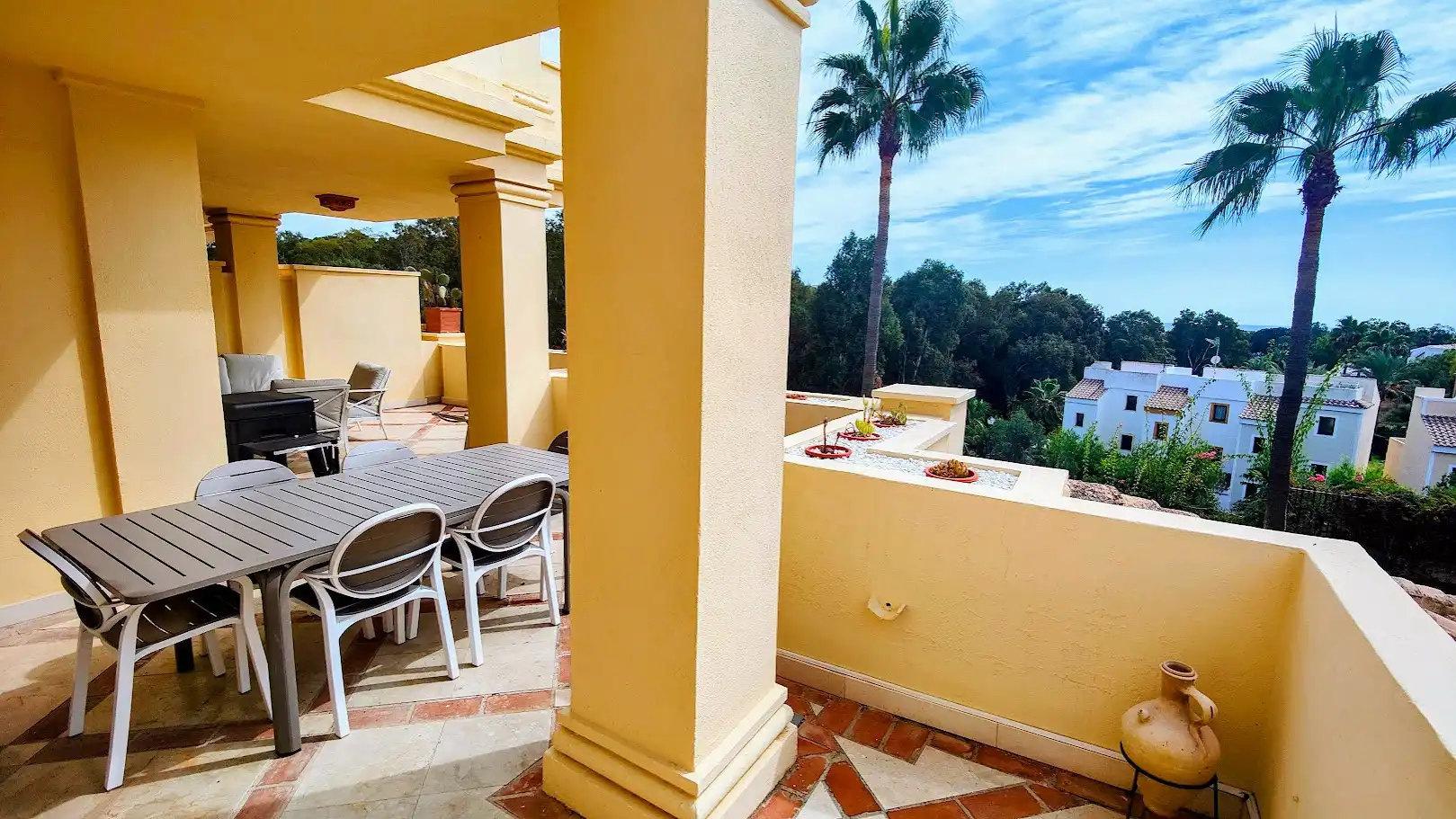 Apartamento con piscina en venta en MAJESTIC HILLS (UR7A) 105, imagen 5