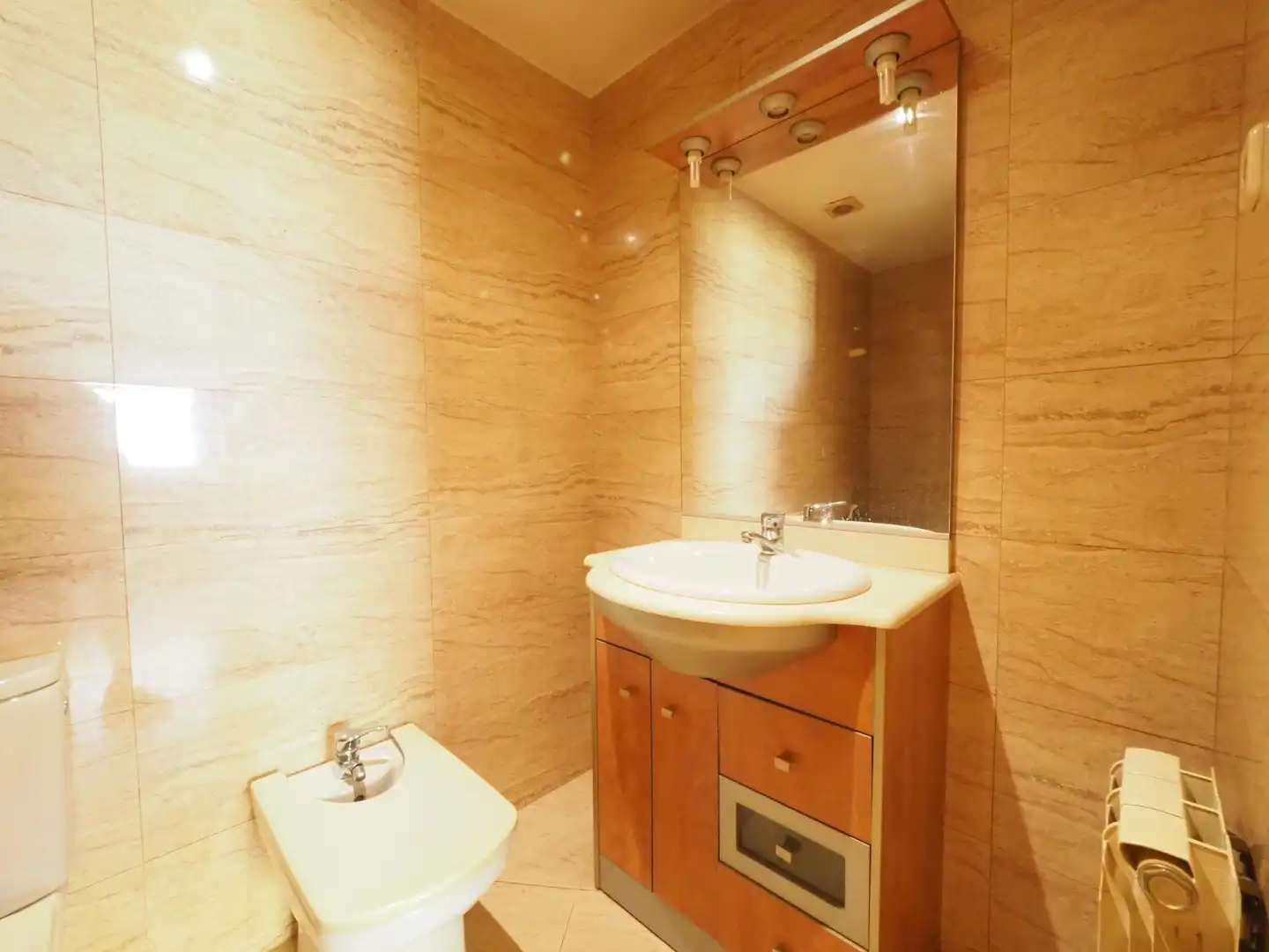 Baño de Dúplex en venta en Vilanova del Camí con Terraza, Trastero y Piscina comunitaria