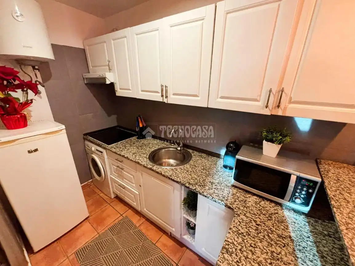 Cocina de Casa adosada en venta en Zaragoza con Aire acondicionado
