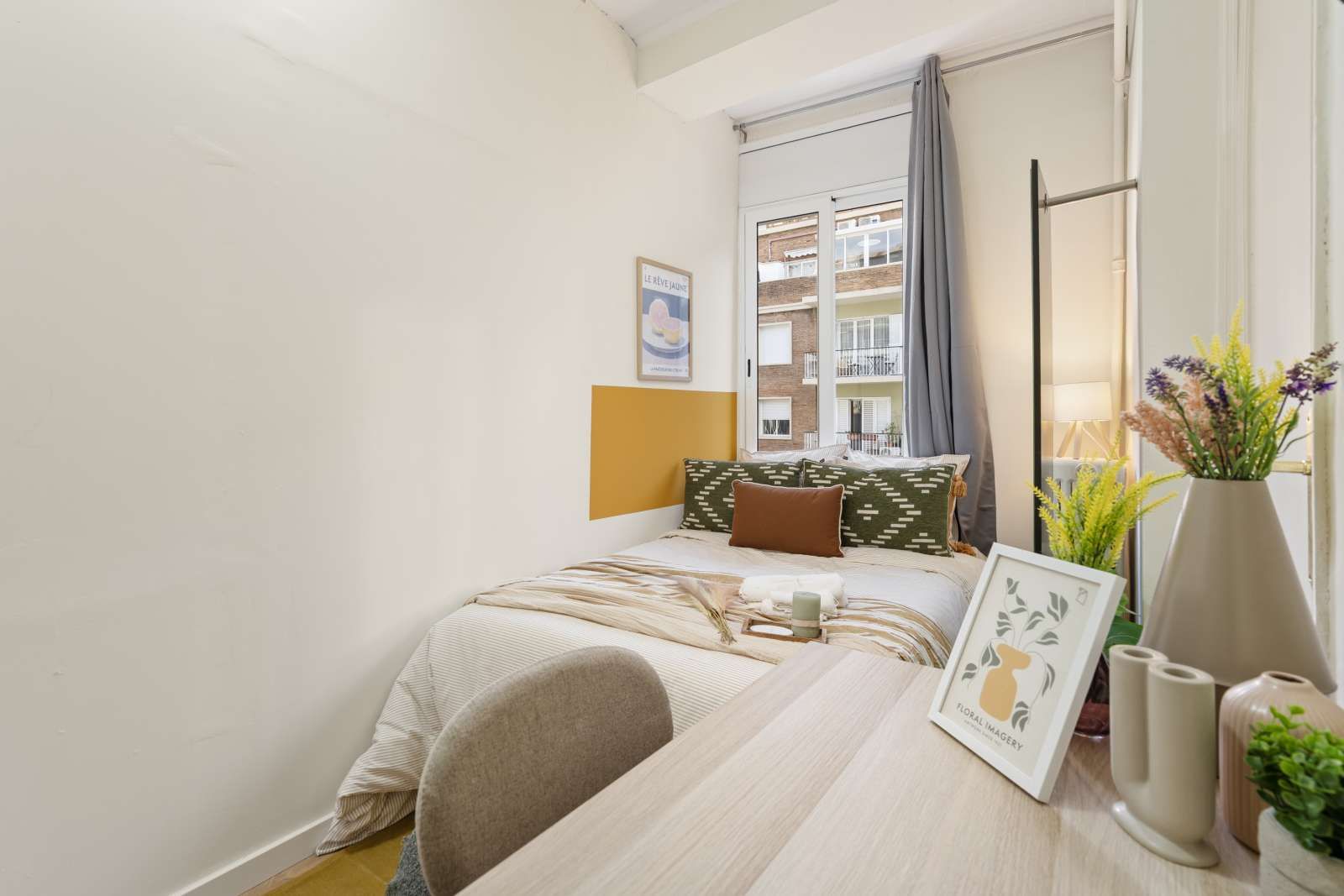 Habitación de Piso para compartir en  Barcelona Capital con Aire acondicionado, Calefacción y Terraza