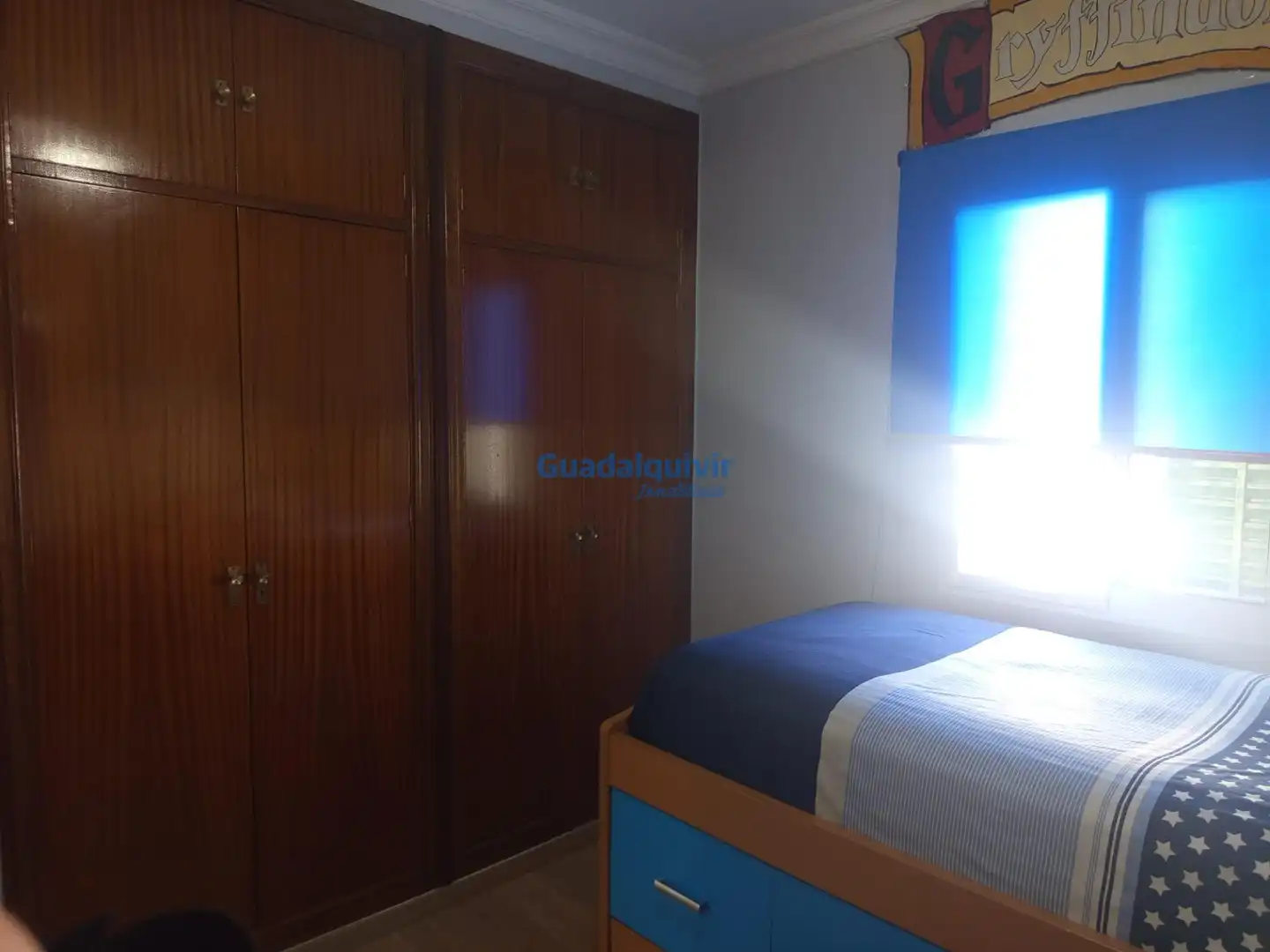 Habitación de Casa adosada en venta en Montequinto con Aire acondicionado, Jardín privado y Trastero