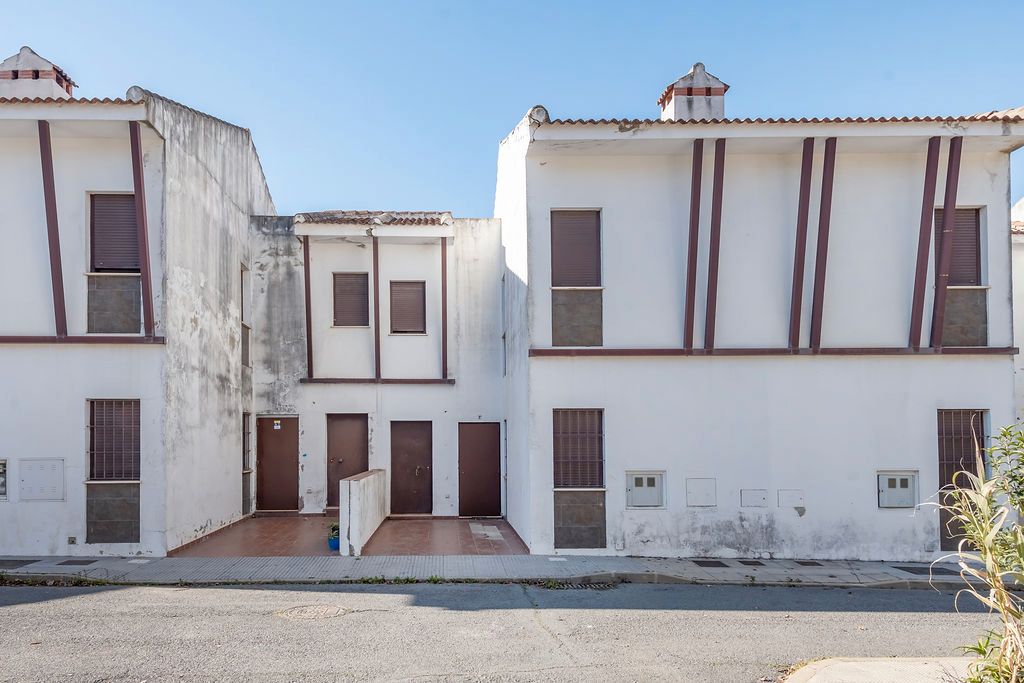 Außenansicht von Einfamilien-Reihenhaus zum Verkauf in Cortegana