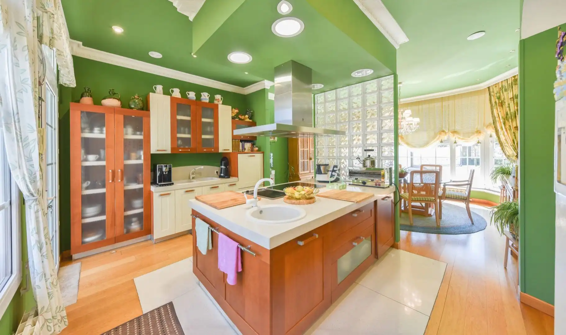 Cocina de Casa o chalet en venta en Tordesillas con Calefacción, Jardín privado y Parquet
