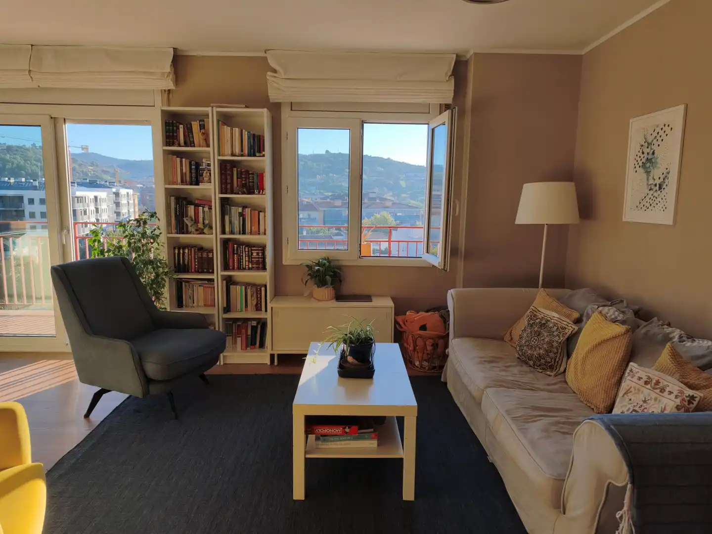 Sala de estar de Dúplex en venta en Girona con Aire acondicionado, Calefacción y Parquet