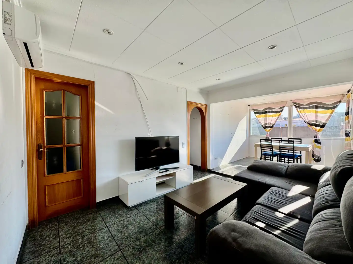 Sala de estar de Ático en venta en El Prat de Llobregat con Aire acondicionado, Calefacción y Terraza