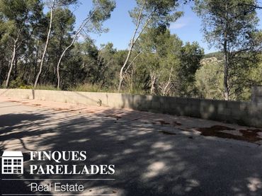 Terrain rustique à vendre à Olivella