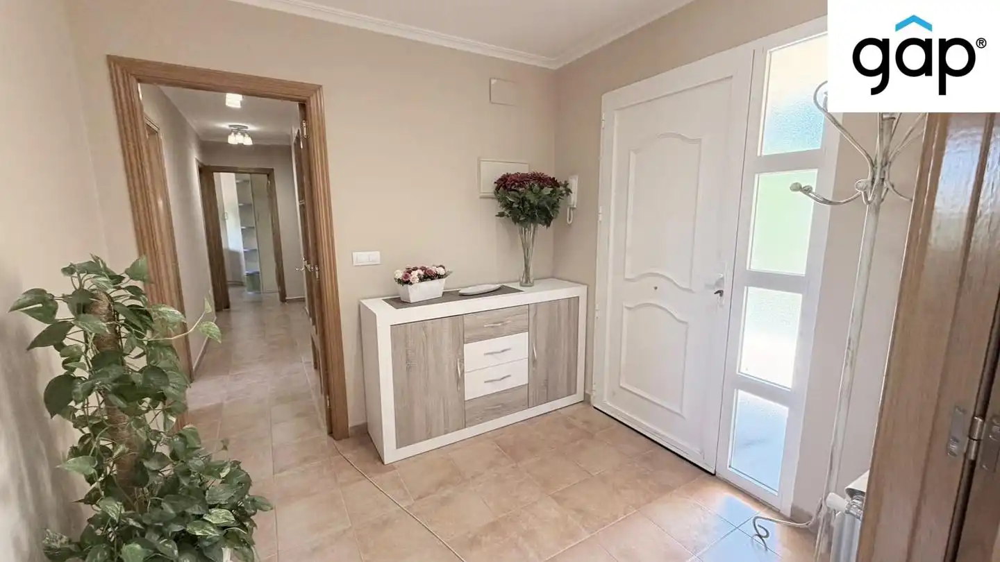 Houses for sale in Arcas del Villar  with Heating, Private garden and Furnished