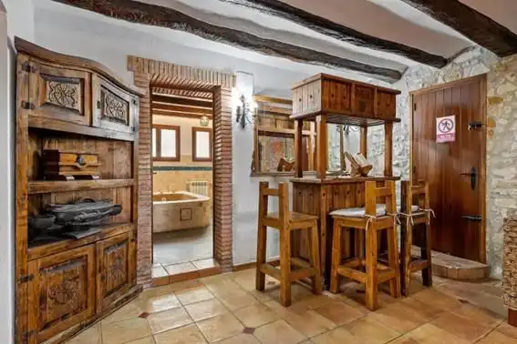 Cocina de Finca rústica en venta en Querol con Calefacción, Jardín privado y Terraza
