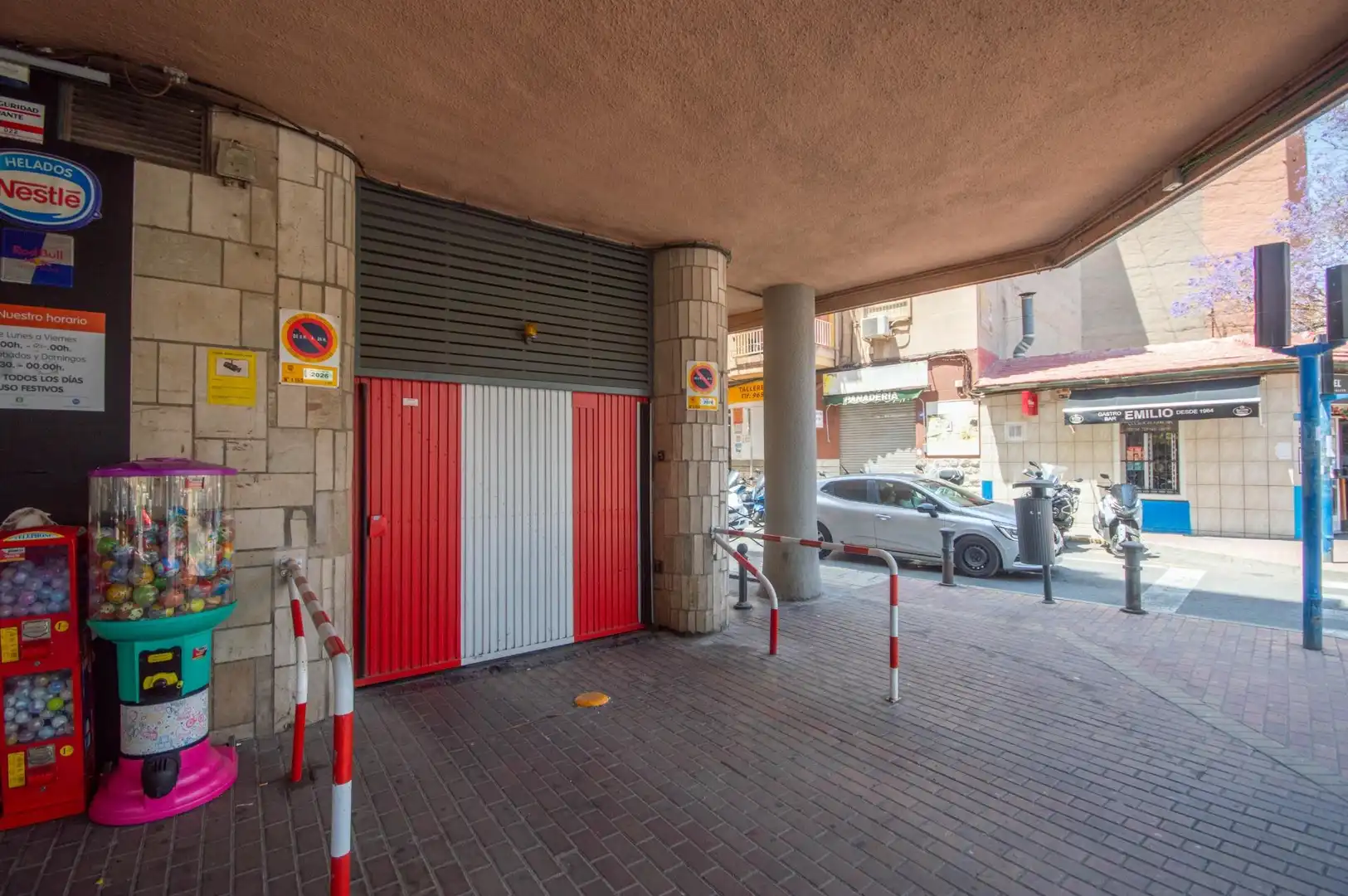 Parking de Piso en venta en Alicante / Alacant con Aire acondicionado y Balcón