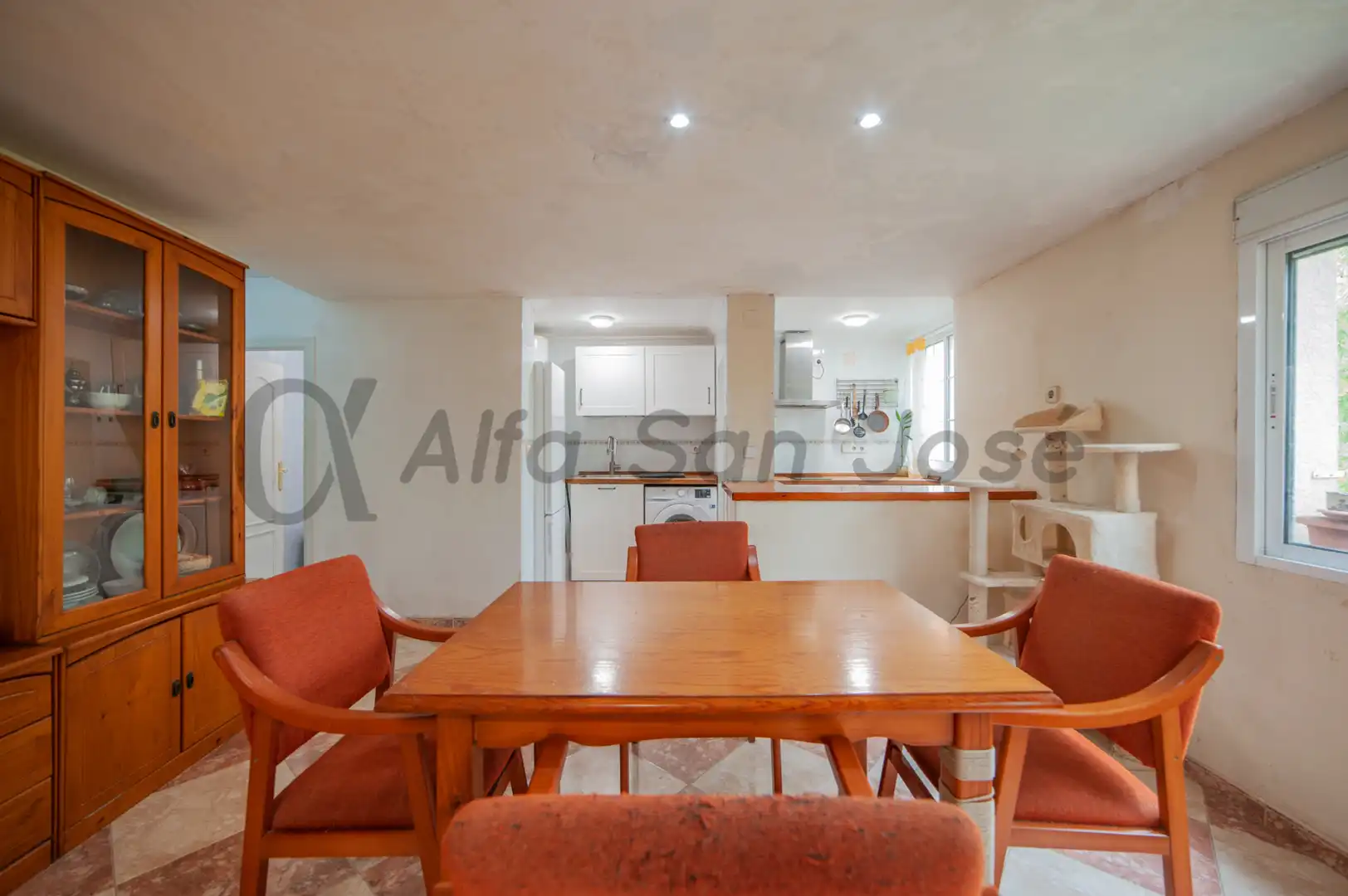 Flat for sale in Sevilla  with Furnished and Oven