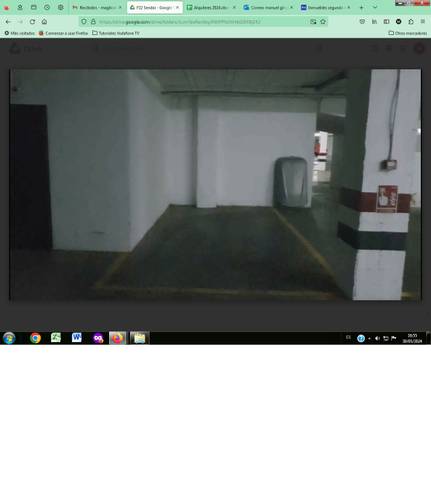 Garaje en Venta en Calle Sendai, 2 en Colores -  Entreparques