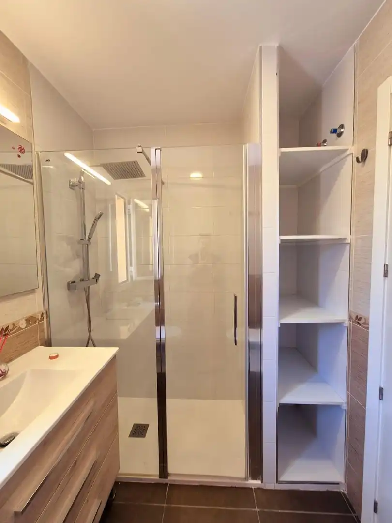 Baño de Casa adosada en venta en Algeciras con Terraza y Balcón
