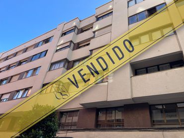 Pis amb ascensor en venda a Calle Pérez de Ayala