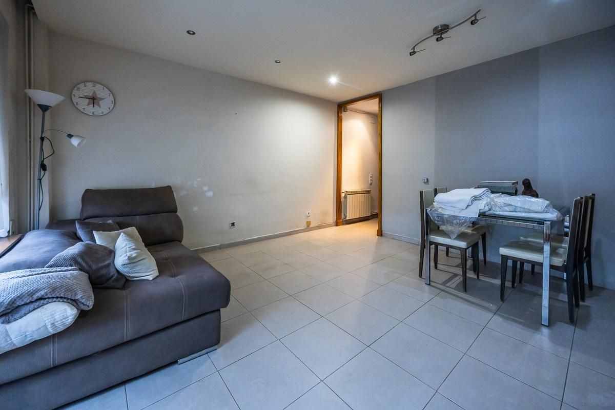 Planta baja for sale in Sabadell  with Heating and Terrace
