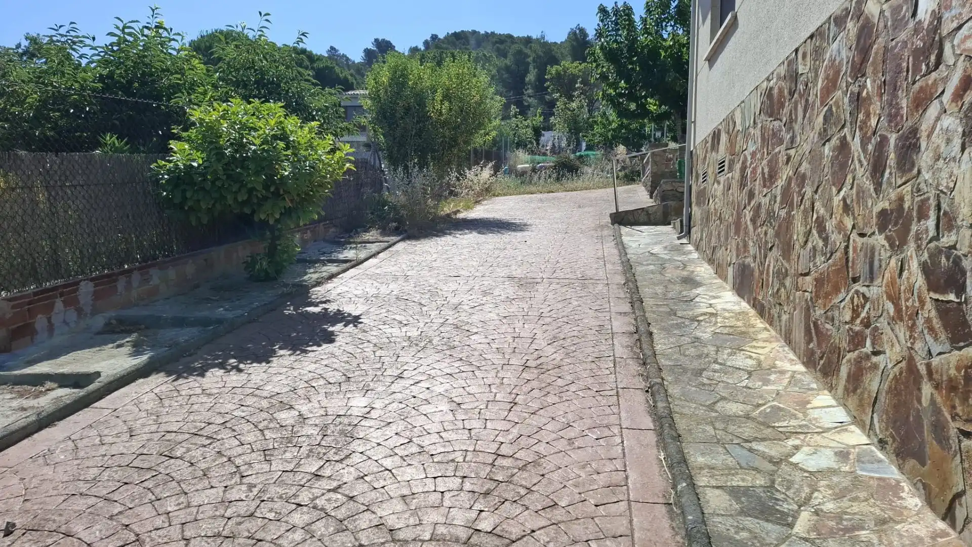 Vista exterior de Casa o chalet en venta en Vallirana con Aire acondicionado, Calefacción y Terraza