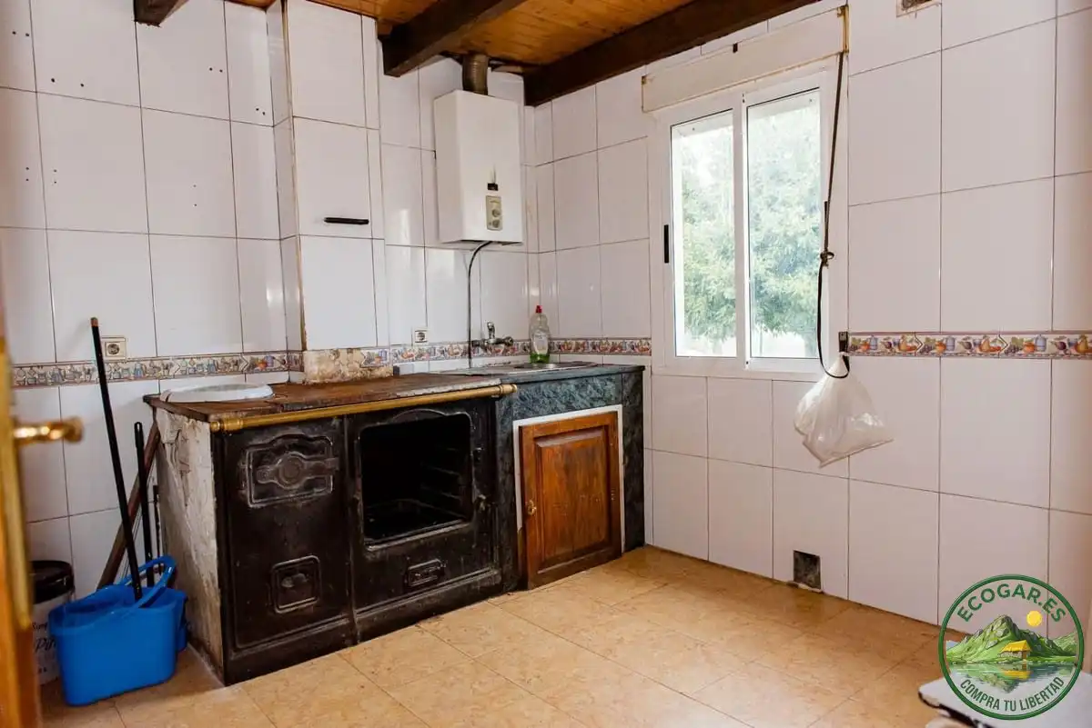 Cocina de Casa o chalet en venta en Fabero con Jardín privado y Trastero