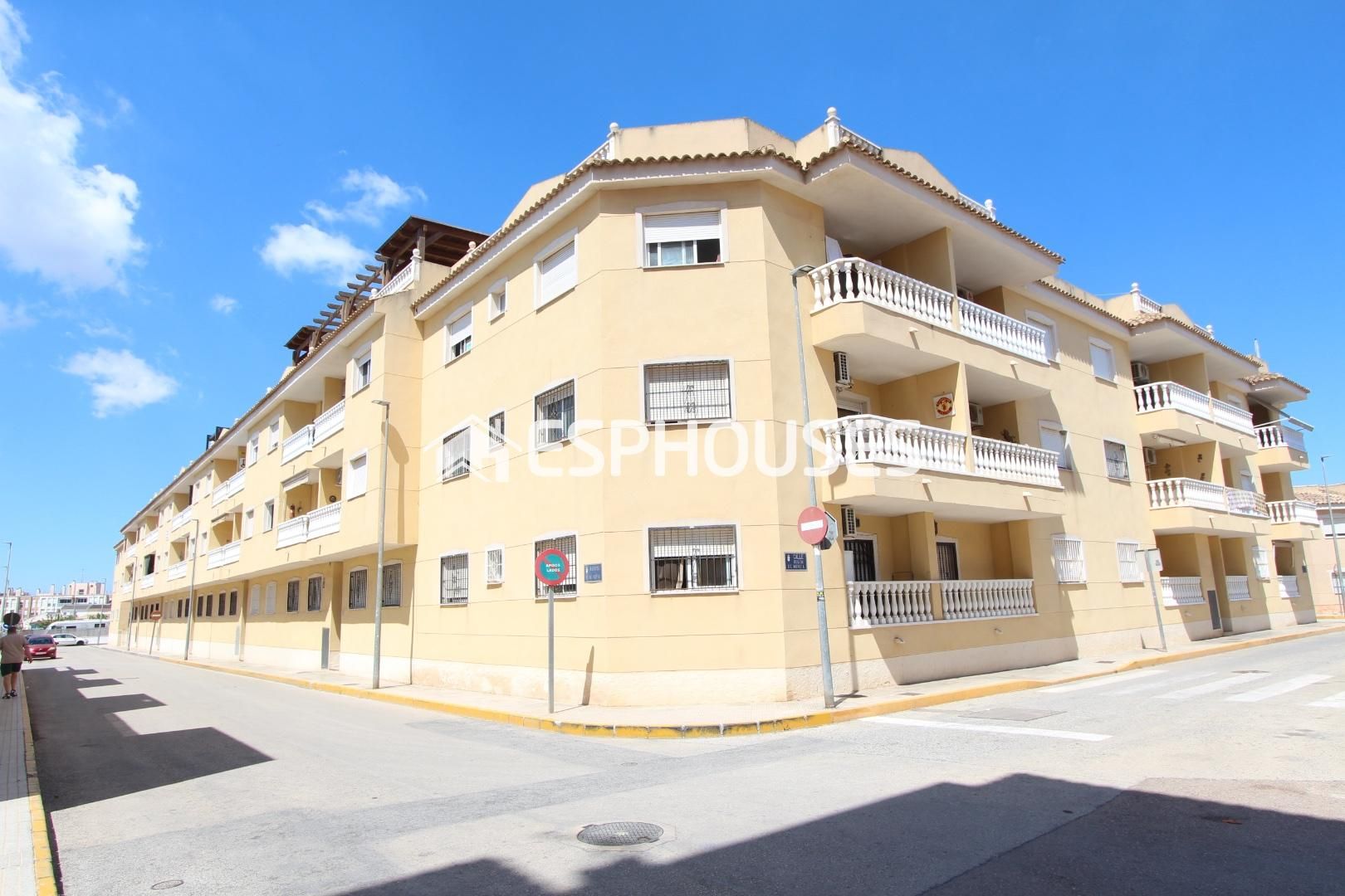 Vista exterior de Apartament en venda en Formentera del Segura amb Aire condicionat, Terrassa i Moblat
