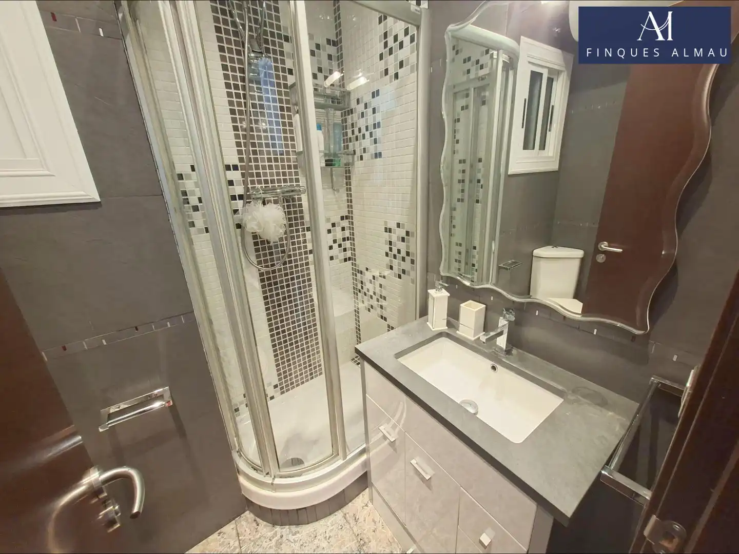 Bathroom of Flat for sale in Castelldefels  with Private garden, Terrace and Community pool