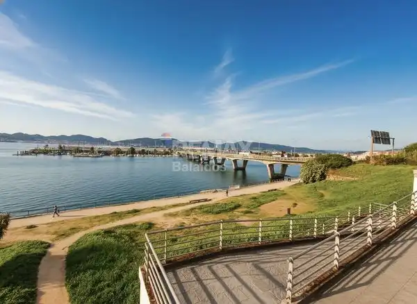 Wohnung zum Verkauf in Vigo  mit Heizung, Parkett und Terrasse