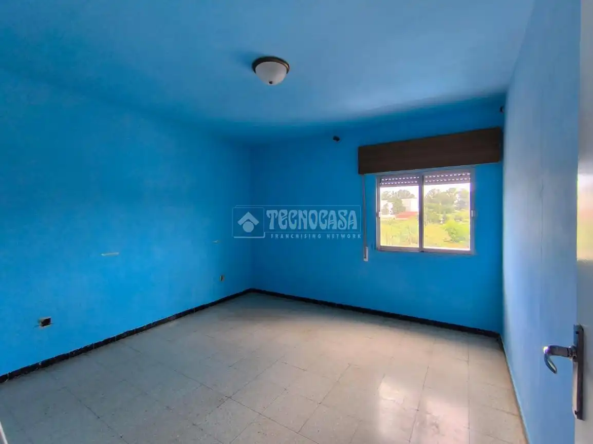 Habitación de Piso en venta en Huelva con Balcón