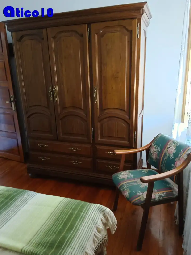 Dormitori de Casa o xalet en venda en Candamo amb Calefacció, Traster i Moblat