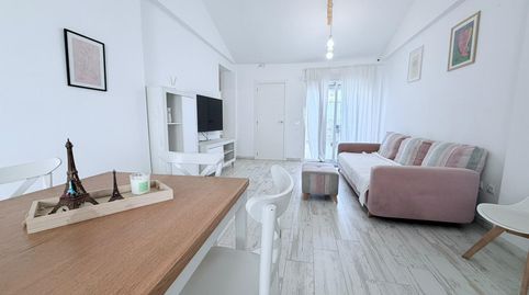 Foto 2 de Casa adosada en venta en Los Barrios, Cádiz