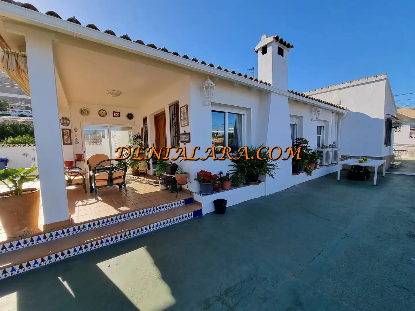 Exterior view of Houses for sale in Dénia  with Air Conditioner, Private garden and Terrace