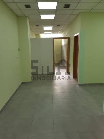Local comercial en Venta en AVDA. UNIVERSIDAD en Mariñamansa