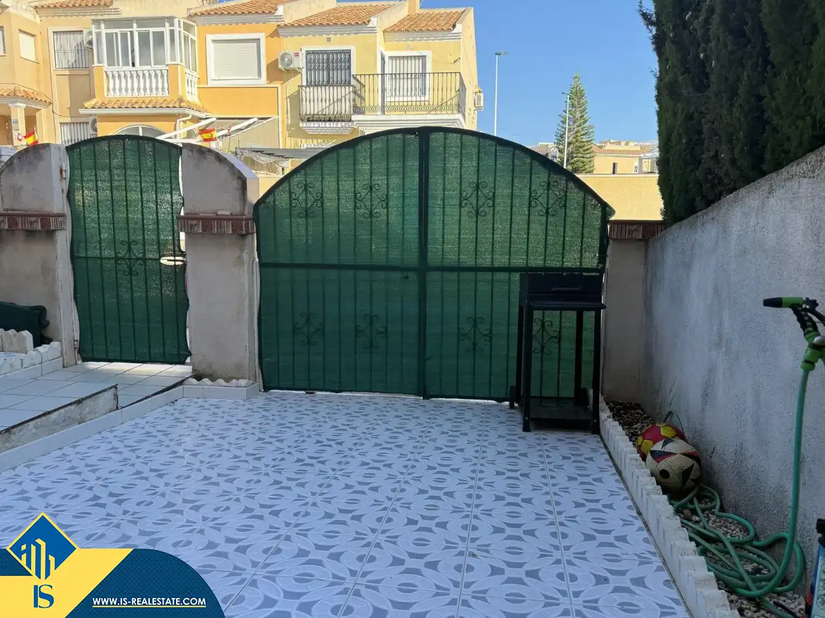 Bungalow amb piscina en venda a Nueva Torrevieja - Aguas Nuevas, imagen 6