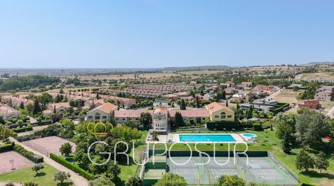 Foto 3 de Casa adosada en venta en Calle Fausto, 31, El Berrocal, Valladolid Capital