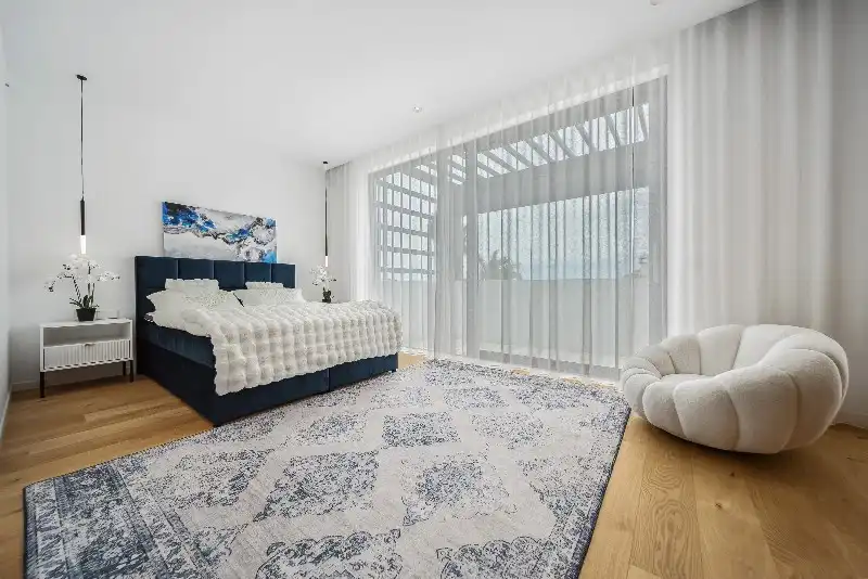 Chalet con piscina en venta en Elviria - Cabopino, imagen 6