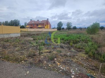 Terreny residencial en venda a Villaquilambre