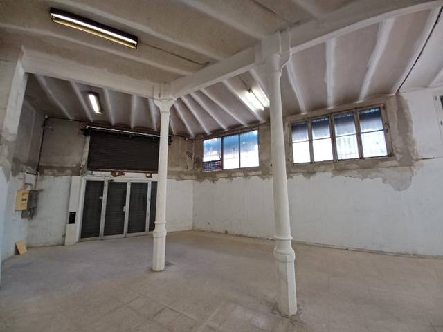 Local comercial en Alquiler en Carrer del Comerç en Sant Pere, Sta. Caterina i la Ribera