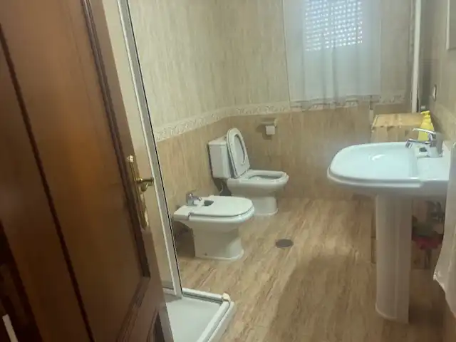 Bany de Casa o xalet en venda en Castropol amb Calefacció, Jardí privat i Parquet