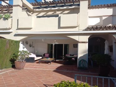 Casa a schiera con piscina in vendita a Calle 4 A 12
