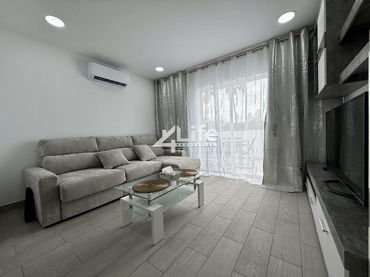 Rez-de-chaussée avec piscine à vendre à Calle Italia