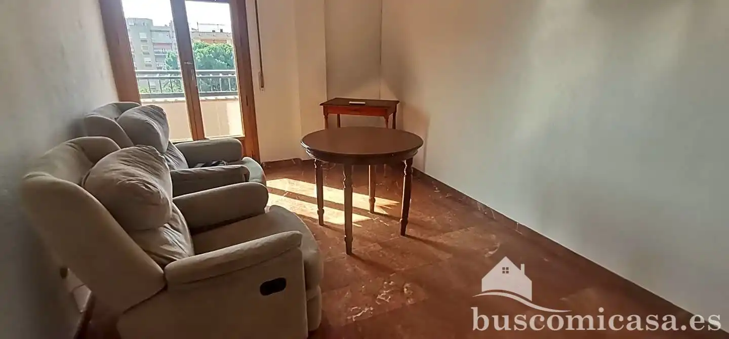 Piso de alquiler en Constitución, Linarejos